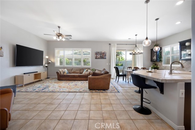 Detail Gallery Image 17 of 53 For 9313 via Parma, Bakersfield,  CA 93312 - 4 Beds | 3 Baths