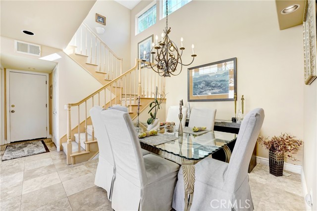 Detail Gallery Image 9 of 21 For 3739 Calle Jazmin, Calabasas,  CA 91302 - 3 Beds | 2/1 Baths