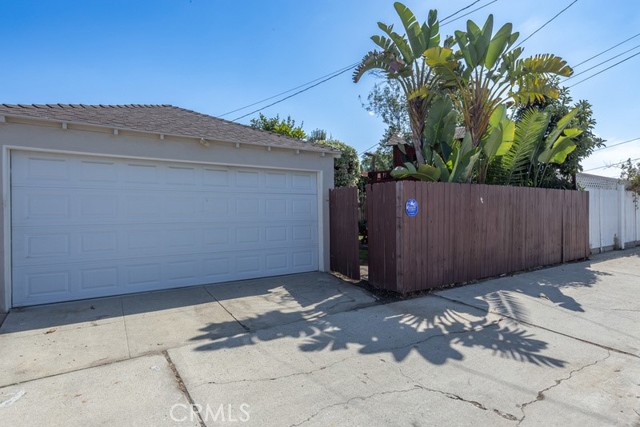 Detail Gallery Image 36 of 39 For 3939 Gardenia Ave, Long Beach,  CA 90807 - 3 Beds | 2 Baths