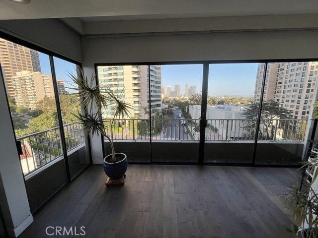 Image 2 for 10501 Wilshire Blvd #805, Los Angeles, CA 90024