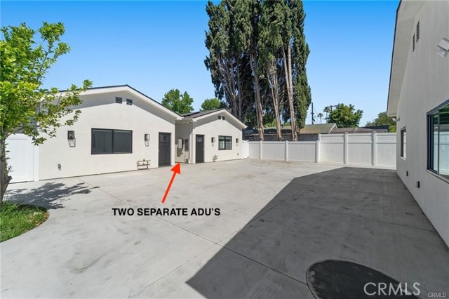 Detail Gallery Image 6 of 36 For 6827 Ranchito Ave, Van Nuys,  CA 91405 - – Beds | – Baths