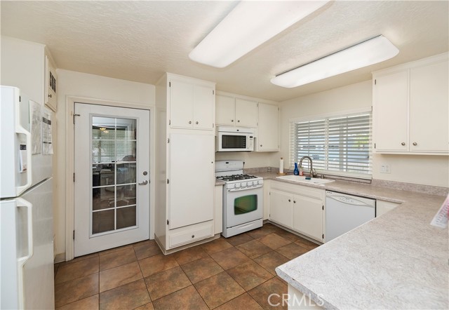 Detail Gallery Image 30 of 34 For 777 S Temescal St #73,  Corona,  CA 92879 - 4 Beds | 2 Baths