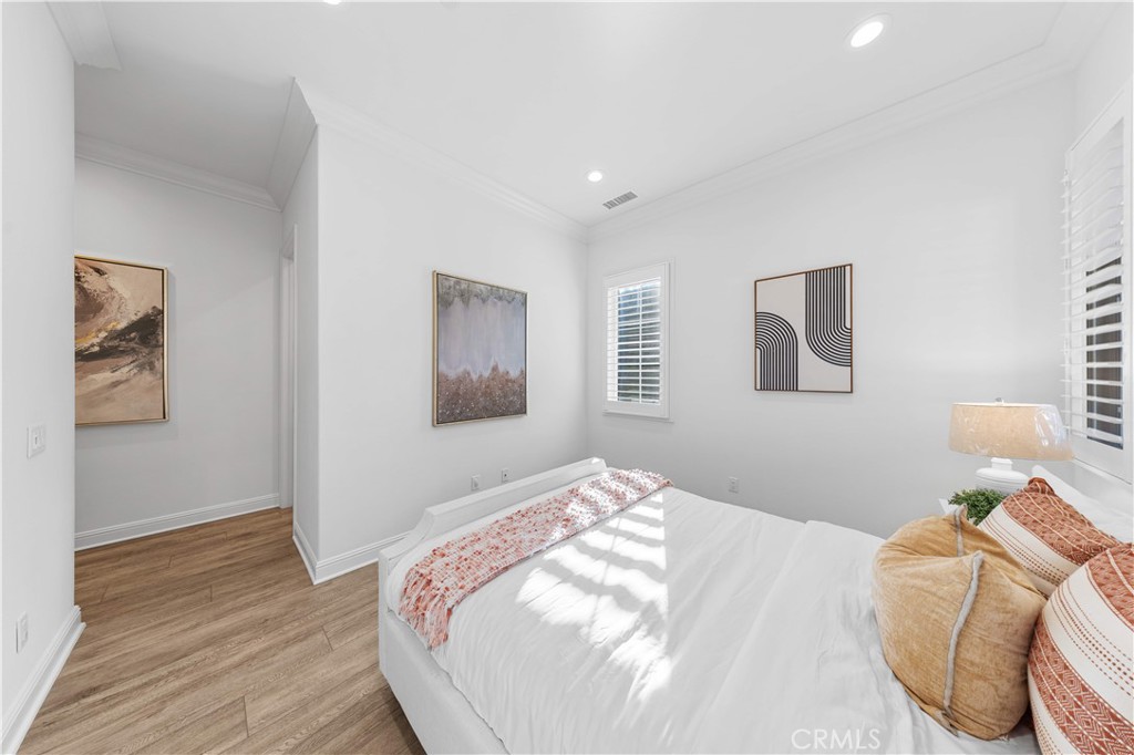 MLS #OC25277279 image #66