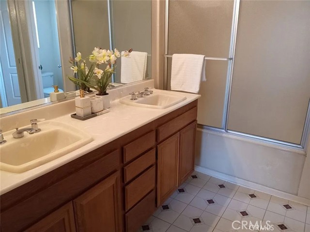 650 Ivywood Lane, A photo 7