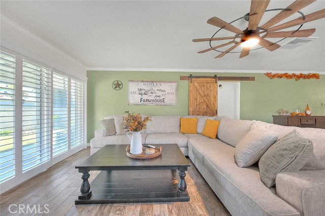 Detail Gallery Image 31 of 67 For 5026 Hersholt, Lakewood,  CA 90712 - 5 Beds | 2 Baths