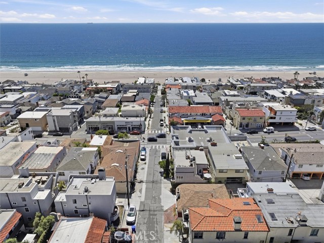 315 33rd, Manhattan Beach, California 90266, 2 Bedrooms Bedrooms, 0 ,2 BathroomsBathrooms,Residential,For Sale,33rd,0,SB26105539