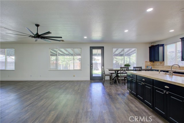 Detail Gallery Image 14 of 65 For 1439 Nubian St, Patterson,  CA 95363 - 5 Beds | 3/1 Baths