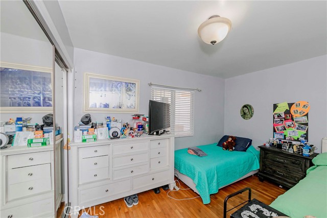 2227 Mathews Avenue, Redondo Beach CA: https://media.crmls.org/medias/e2082f51-f274-4cf9-9bae-f459c425e429.jpg