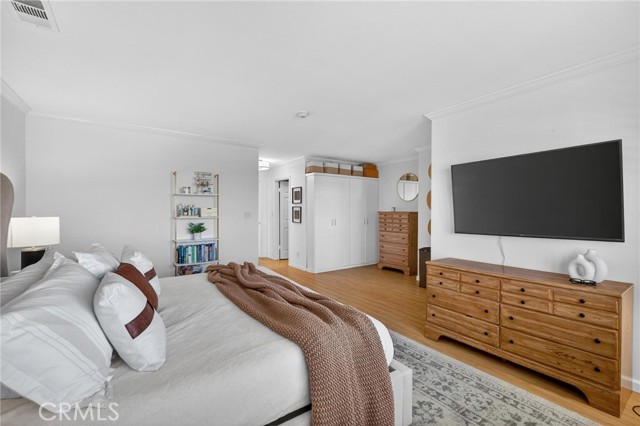 Detail Gallery Image 25 of 43 For 222 S Guadalupe Ave #1,  Redondo Beach,  CA 90277 - 4 Beds | 2/1 Baths