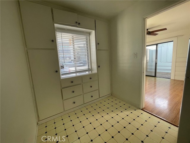 Detail Gallery Image 5 of 14 For 303 Hermosa Ave, Hermosa Beach,  CA 90254 - 1 Beds | 1 Baths