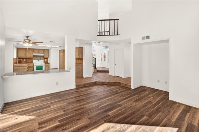 Detail Gallery Image 6 of 51 For 39513 Middleton, Palmdale,  CA 93551 - 4 Beds | 2/1 Baths