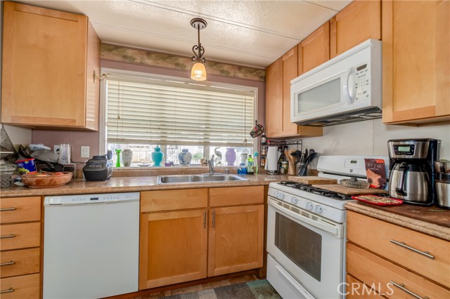 Detail Gallery Image 9 of 46 For 5305 Blue Lakes Rd #26,  Upper Lake,  CA 95485 - 1 Beds | 1 Baths