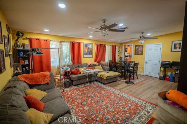 Detail Gallery Image 26 of 68 For 8826 Bermudez St, Pico Rivera,  CA 90660 - 3 Beds | 2 Baths