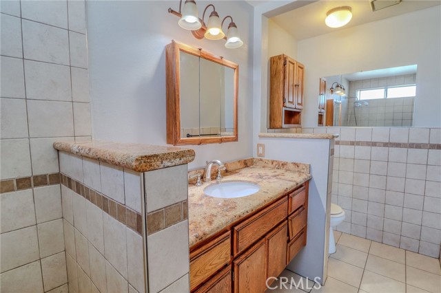 14738 Pioneer Boulevard, Norwalk CA: https://media.crmls.org/medias/e20b2869-0be3-4673-8957-c4901c8e90a8.jpg