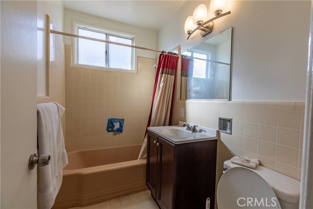 Detail Gallery Image 19 of 24 For 10428 Hopland St, Bellflower,  CA 90706 - 3 Beds | 1/1 Baths