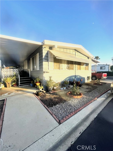 601 N Kirby St #114, Hemet, CA 92545