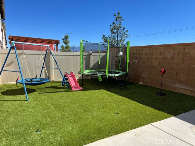 5758 Raven Way, Banning CA: https://media.crmls.org/medias/e20c910a-1017-4432-a8f9-054f2c312905.jpg