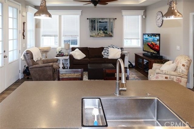 E20c94f3 8e9e 44fe Bcc5 0f978de0b529