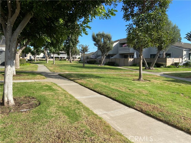 Detail Gallery Image 32 of 32 For 17844 Beard Ln, Huntington Beach,  CA 92647 - 3 Beds | 1/1 Baths