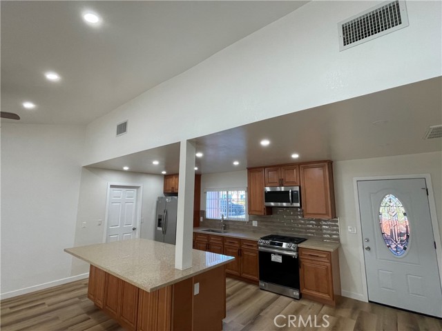 Detail Gallery Image 20 of 34 For 8855 Oneida Ave, Sun Valley,  CA 91352 - 3 Beds | 2 Baths