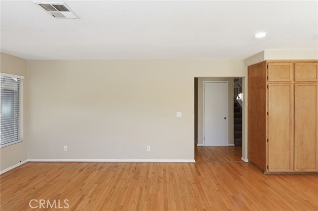 Detail Gallery Image 10 of 59 For 3152 Hampton, Palmdale,  CA 93551 - 3 Beds | 3 Baths