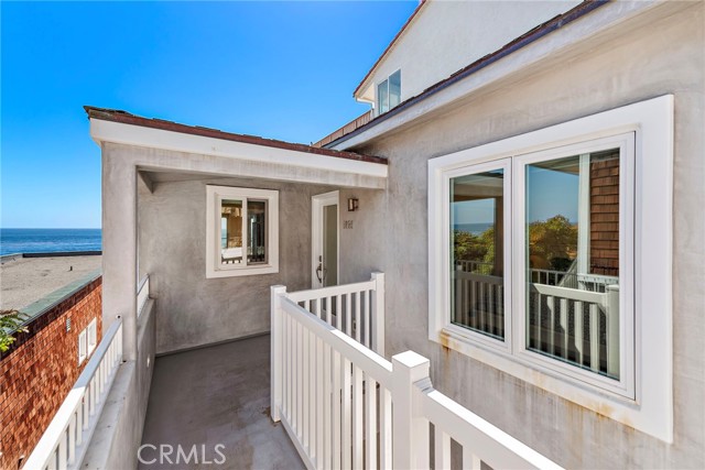 Detail Gallery Image 9 of 18 For 1059 Gaviota Dr, Laguna Beach,  CA 92651 - 1 Beds | 1 Baths