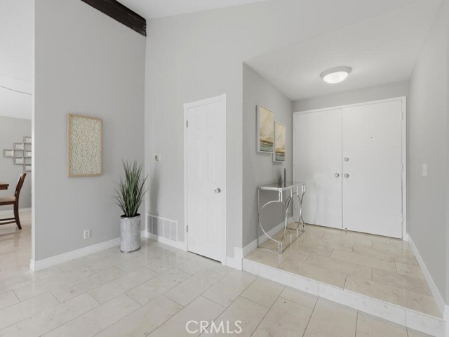 Detail Gallery Image 4 of 57 For 25071 Mawson, Laguna Hills,  CA 92653 - 4 Beds | 2 Baths