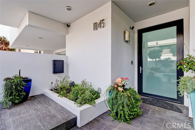 1045 Manhattan Avenue, Hermosa Beach, California 90254, 4 Bedrooms Bedrooms, ,3 BathroomsBathrooms,Residential,Sold,Manhattan,SB22241528