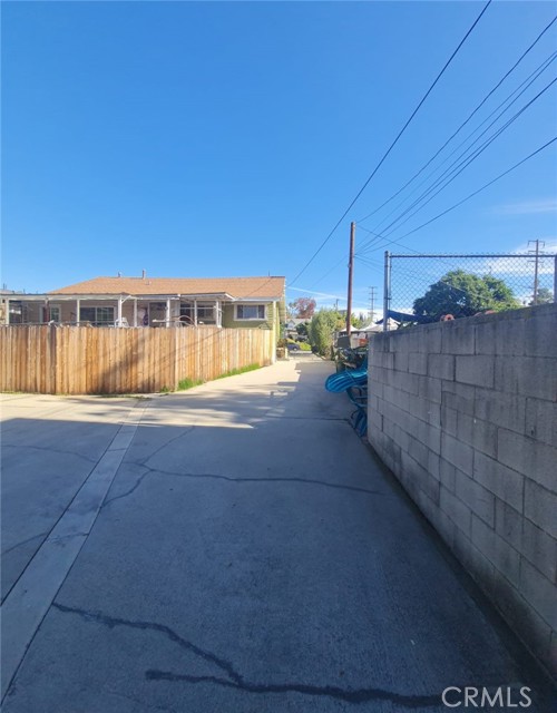 Detail Gallery Image 2 of 8 For 5115 Mount Helena Ave #1,  Eagle Rock,  CA 90041 - 1 Beds | 1 Baths