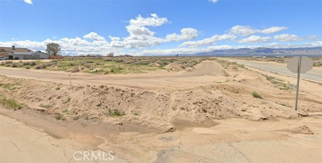 Detail Gallery Image 6 of 7 For 6940 Poppy Bld, California City,  CA 93505 - – Beds | – Baths