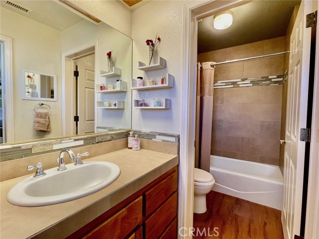 16407 Koda Road, Apple Valley CA: https://media.crmls.org/medias/e2126c20-2b8f-4996-89a2-3104a9667882.jpg
