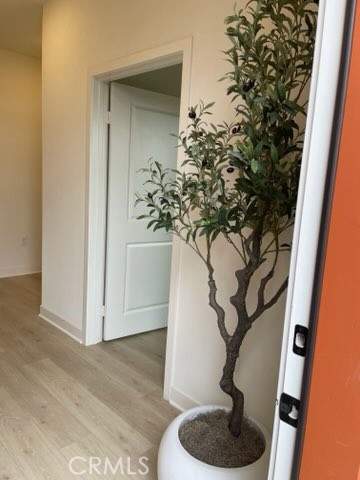 1810 E. 1st Street E, Santa Ana CA: https://media.crmls.org/medias/e212fbf1-198f-4b17-9ab8-15dc71fe030c.jpg