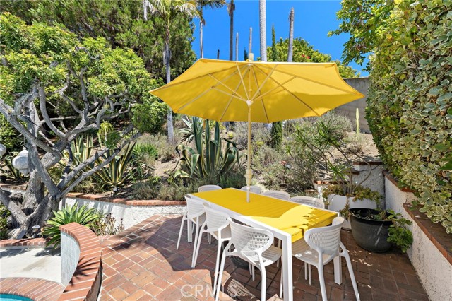 Detail Gallery Image 45 of 55 For 25962 Ernestine Ct, Laguna Hills,  CA 92653 - 3 Beds | 2/1 Baths