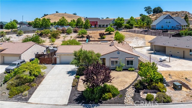 Image 2 of 71 For 2245 Holly Drive