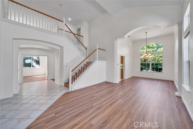 Detail Gallery Image 6 of 33 For 2357 Laurelwood Dr, Thousand Oaks,  CA 91362 - 4 Beds | 3 Baths