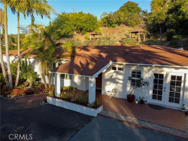 1670 Alta Vista, Vista CA: https://media.crmls.org/medias/e2147259-64aa-475e-a810-b269fb363ce2.jpg