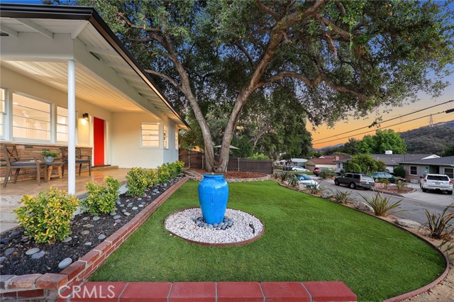 3617 Montrose Avenue photo 5