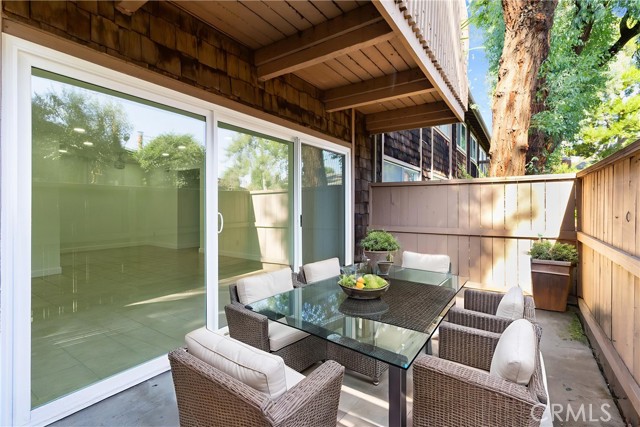 Detail Gallery Image 17 of 32 For 1044 Cabrillo Park #B,  Santa Ana,  CA 92701 - 2 Beds | 1 Baths