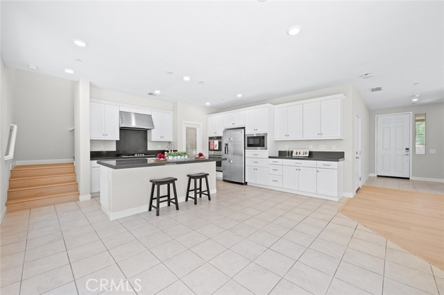 Detail Gallery Image 13 of 53 For 15 Greensboro Ct, Pomona,  CA 91766 - 5 Beds | 4 Baths