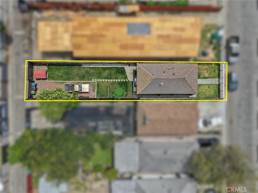 https://media.crmls.org/medias/e2173414-8607-4a35-8ef6-3c9ddc392fb0.jpg?preset=X-Large