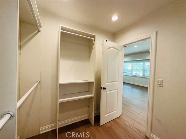 Detail Gallery Image 20 of 75 For 5148 Otis Ave, Tarzana,  CA 91356 - 4 Beds | 4 Baths