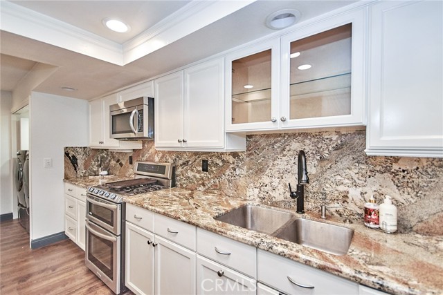 Detail Gallery Image 13 of 40 For 2853 Park Vista Ct, Fullerton,  CA 92835 - 3 Beds | 2/1 Baths