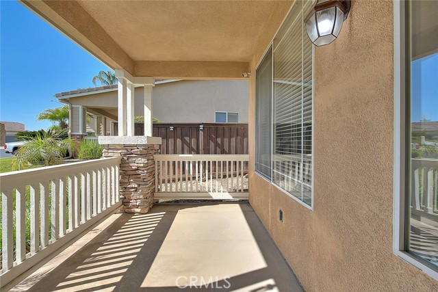8758 Aspen Court, Riverside CA: https://media.crmls.org/medias/e2180f9d-3b13-4b2f-85a2-c8aa7b4c4e06.jpg