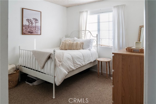 10864 Pepper Way, Loma Linda CA: https://media.crmls.org/medias/e218b3b0-0597-45b6-856c-2c150c1bba75.jpg