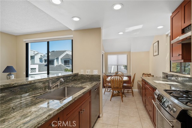 1150 W Capitol Drive, San Pedro CA: https://media.crmls.org/medias/e218c7ed-97ae-4b54-bbe0-66ef32c4d35b.jpg