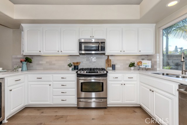 8421 Deepcliff Dr., Huntington Beach CA: https://media.crmls.org/medias/e21970cc-8c26-4d0f-9133-956c79f62992.jpg