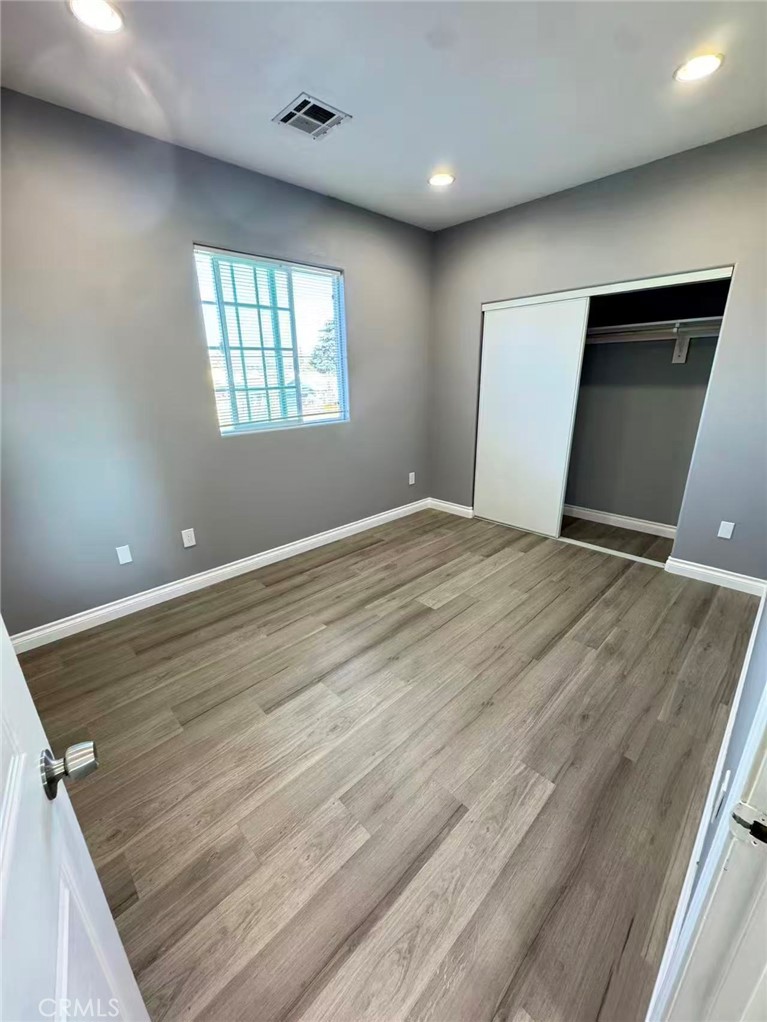 MLS #WS25272554 image #10