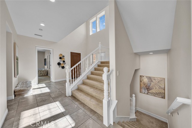 Detail Gallery Image 9 of 70 For 60 Sherwood, Irvine,  CA 92620 - 5 Beds | 6/1 Baths