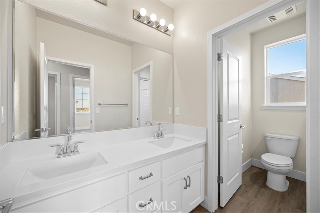 Detail Gallery Image 12 of 19 For 5541 Promontory, Antioch,  CA 94531 - 5 Beds | 4 Baths