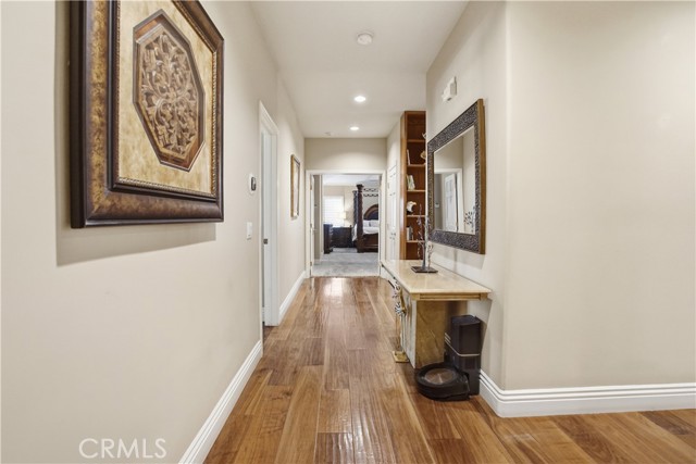 Detail Gallery Image 42 of 69 For 27139 Crystal Springs, Canyon Country,  CA 91387 - 4 Beds | 2/1 Baths